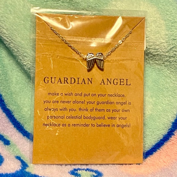💸FINAL PRICE DROP💸💕NWT Silver “Guardian Angel” Keepsake Necklace💕 - Picture 2 of 7